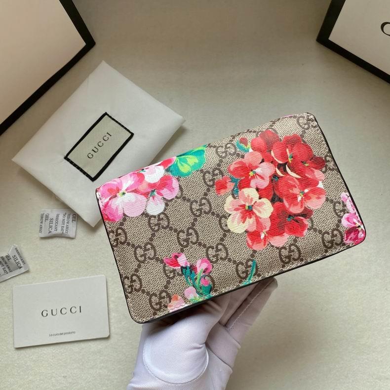 Gucci Handbags 298